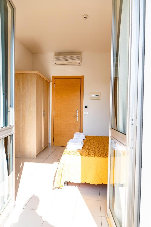 Hotel Capitano Tortoreto Екстериор снимка