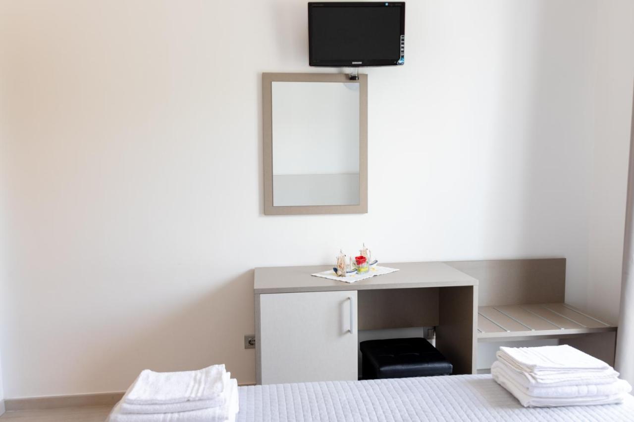 Hotel Capitano Tortoreto Екстериор снимка