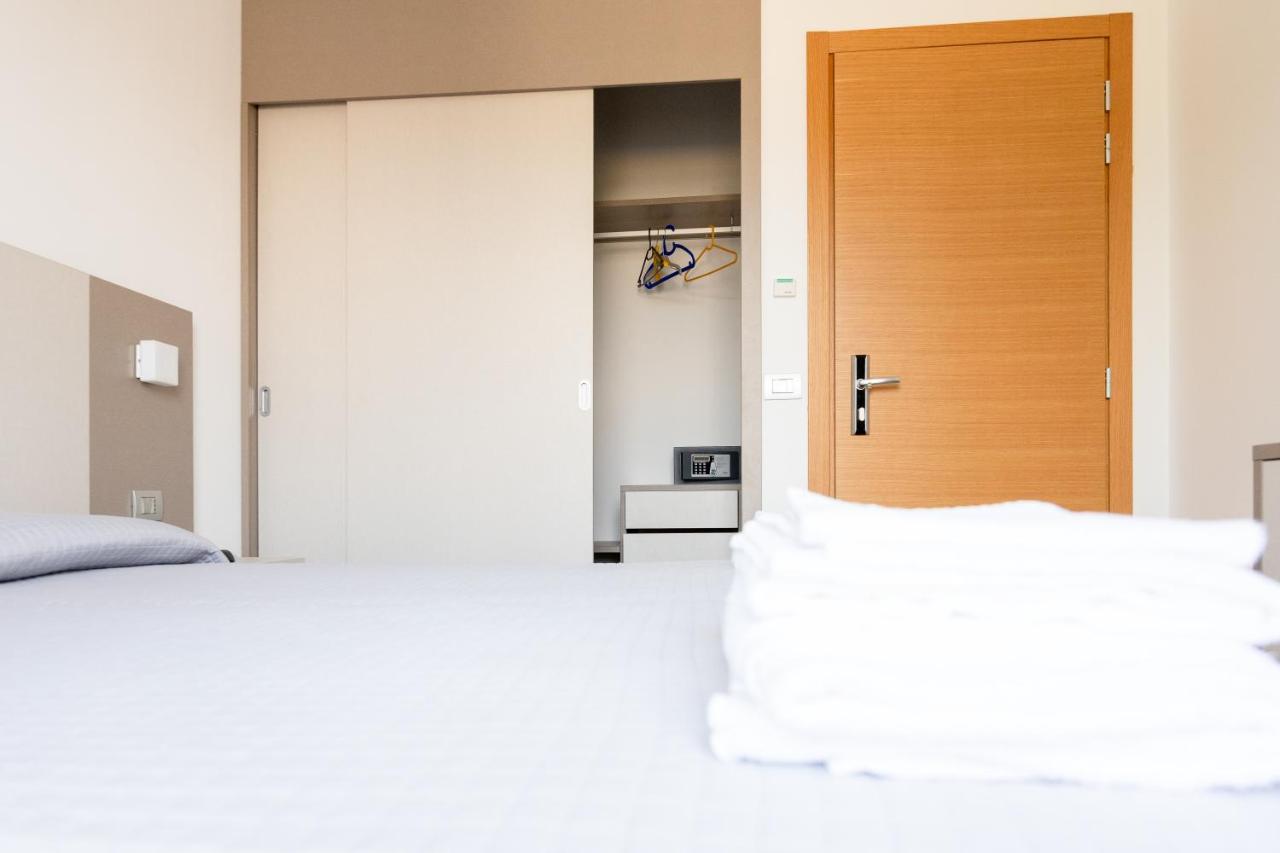 Hotel Capitano Tortoreto Екстериор снимка
